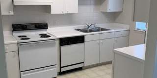 2 bedroom 2 bath condo. Second Floor $1350/month Gallery 1