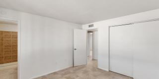 7422 W Turney Avenue Gallery 28