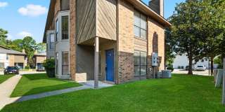 Lovely 2 Bedroom 2.5 Bath Condo Lovely 2 Bedroom 2.5 Bath Condo Gallery 1