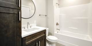 Artisan on 39th Gallery 71