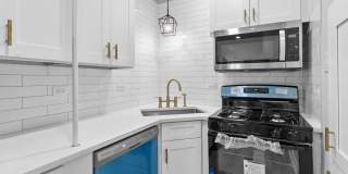 1127 W FARWELL Avenue Gallery 7