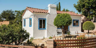 4879 Hartwick St Gallery 2