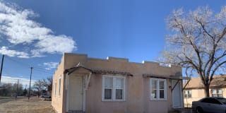 1100 Wallace Gallery 1
