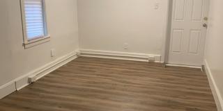 Video in Photos! Downtown York 2 Bedroom-1st Floor Gallery 11