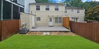 COMING SOON: Beautifully Updated 2/2.5 Townhome Near Truist Park Gallery 49