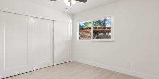 8719 E Columbus Avenue Gallery 26