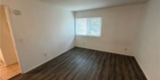 1101 W Macarthur Blvd Gallery 18