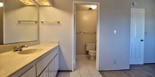Ardenwood addentace area. Updated single family homes Gallery 12
