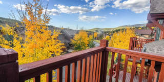Beautiful townhome, ski shuttle, views, utilities included, pets negotiable, winter lease! Take a look quick! Beautiful townhome, ski shuttle, views, utilities included, pets negotiable, winter lease! Take a look quick! Gallery 50