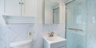Four Bed Bella Vista Townhome Gallery 25