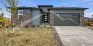 Spacious Home with Washer/Dryer and 3 Car Garage Spacious Home with Washer/Dryer and 3 Car Garage Gallery 1