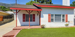 Charming 2-Bedroom Retreat in La Crescenta – Available Now! OPEN HOUSE SATURDAY 6/13 FROM 2:30 PM to 4:30 PM Gallery 1