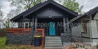 Beautiful 5 Bedroom 2 Bathroom in Kansas City! Gallery 1