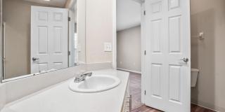 5027 Stratford Pine Lane Gallery 25