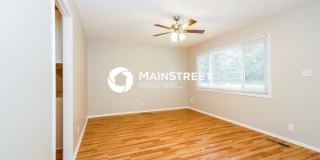 1811 East 75th Street Gallery 2