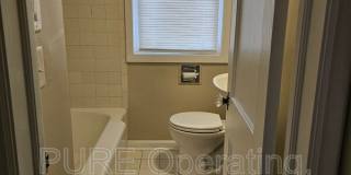 1618 S 50th St Gallery 11