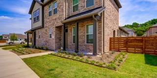 Canvas at Willow Park Gallery 1