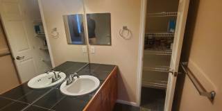 Spacious 2B/2B Main Level Condo With Garage NOW AVAILABLE Gallery 35