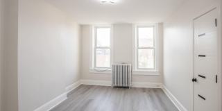 67-17 Myrtle Avenue Gallery 14