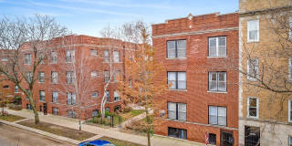 851 West Cornelia Ave. Apt. Gallery 1