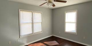 Adorable Remodeled three bedroom, one bath home with spacious fenced in back yard!! Gallery 4