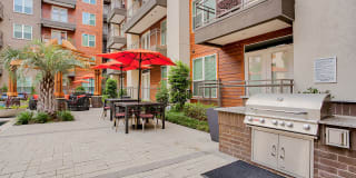 Windsor by The Galleria Gallery 18