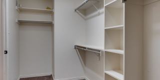 1001 Porter Place Gallery 19