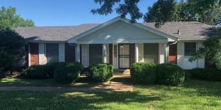 102 Medaris Drive Gallery 1