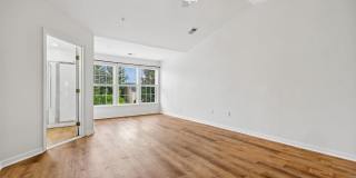 4616 RIPLEY MANOR Terrace Gallery 25