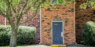 Northlake Village Apartments Gallery 32