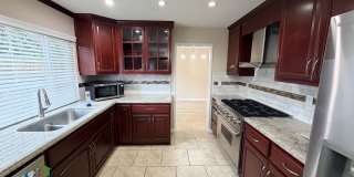 $4895 - Beautiful and Well Maintained South Gilroy Home w/ Salt Water Pool!! Gallery 5