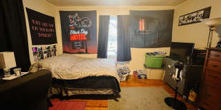 PRELEASING for AUGUST! Close to Campus Gallery 17