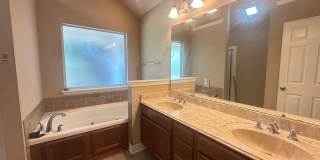 RIVERBROOKE-GATED COMMUNITY NEAR LSUS COLLEGE Gallery 7