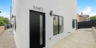 5346 1/2 Oakland Street Gallery 20