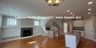 Upscale Three Bedroom in Colonial Green with Garage Upscale Three Bedroom in Colonial Green with Garage Gallery 19