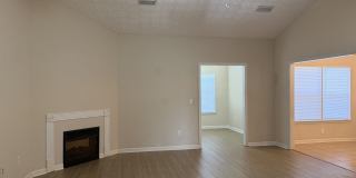1153 Sloane Cove Gallery 1