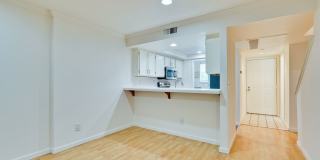 Hidden Silicon Valley Oasis! 2BR/2.5BA Townhome with TWO Private Patios, 2 Dedicated Parking Spaces, Pool, Tennis Courts & Utilities Included! Gallery 12