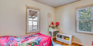 Beautiful 4-Bedroom, 1.5 Bathroom Home Gallery 12