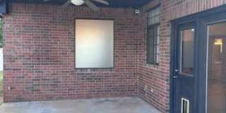 1226 N Canyon Way Gallery 13