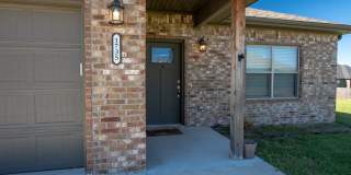 Spacious 3 BR/2 BA in Pea Ridge Gallery 3