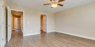 For Rent — Modern Duplex Near Historic Jonesborough Gallery 12