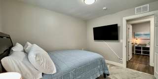 Quaint 4 Bedroom furnished Ranch Home in Mason Ohio Gallery 21