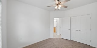 Gorgeous 3 Bedroom Home in SunRiver 55+ Community! Gallery 9