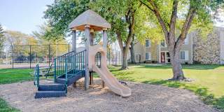 Pebble Point Apartments Gallery 13