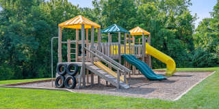 Galbraith Pointe Apartments and Townhomes Gallery 45