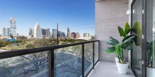 1156 Barton Springs Rd Gallery 9