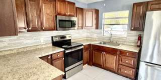 5415 LORI Drive S Gallery 1