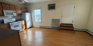 215 Lexington Street - 3 Gallery 17