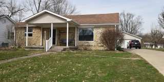 3 Bedroom 2 Full Bath Home in Greenfield, Fenced Yard Gallery 1