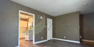 CHARMING 2 BEDROOM DUPLEX IN KANSAS CITY-COMING SOON Gallery 5
